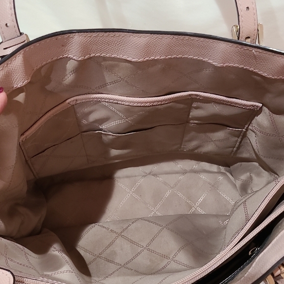 Michael Kors Metallic Pink Tote Bag - Picture 4 of 9